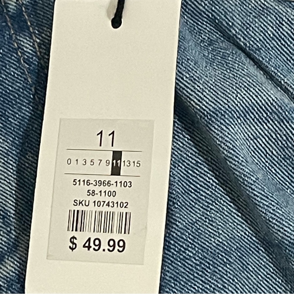 Refuge Denim Ex Boyfriend Relaxed High Rise Jeans - Picture 3 of 4